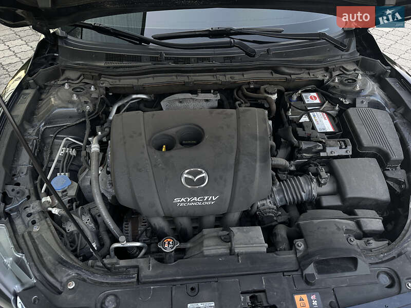 Седан Mazda 6 2016 в Павлограде