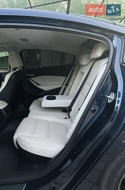 Седан Mazda 6 2016 в Павлограде