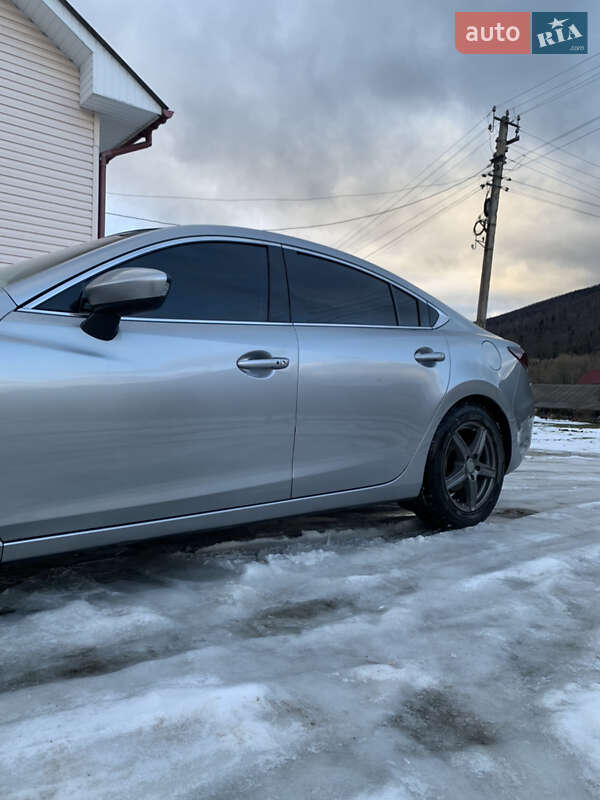 Седан Mazda 6 2014 в Ивано-Франковске