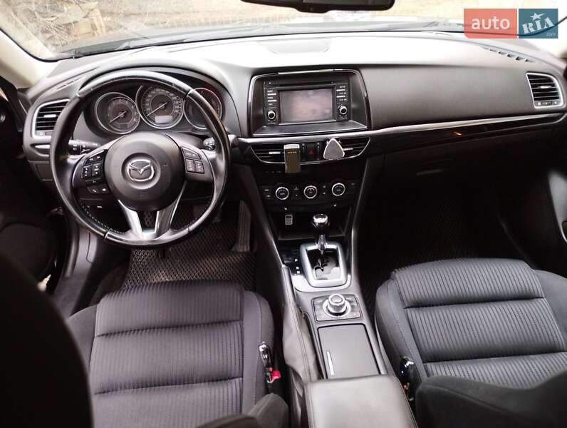 Седан Mazda 6 2013 в Сарнах