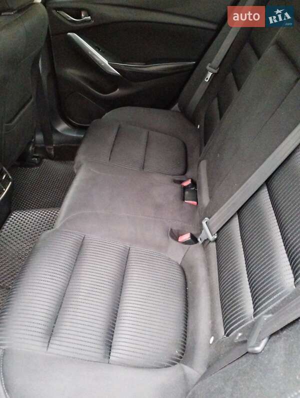 Седан Mazda 6 2013 в Сарнах