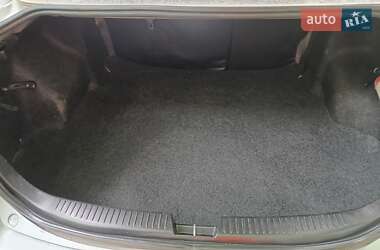 Седан Mazda 6 2004 в Запоріжжі