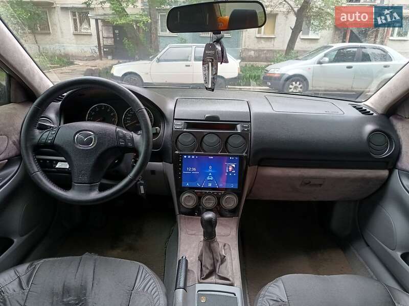 Седан Mazda 6 2004 в Запоріжжі