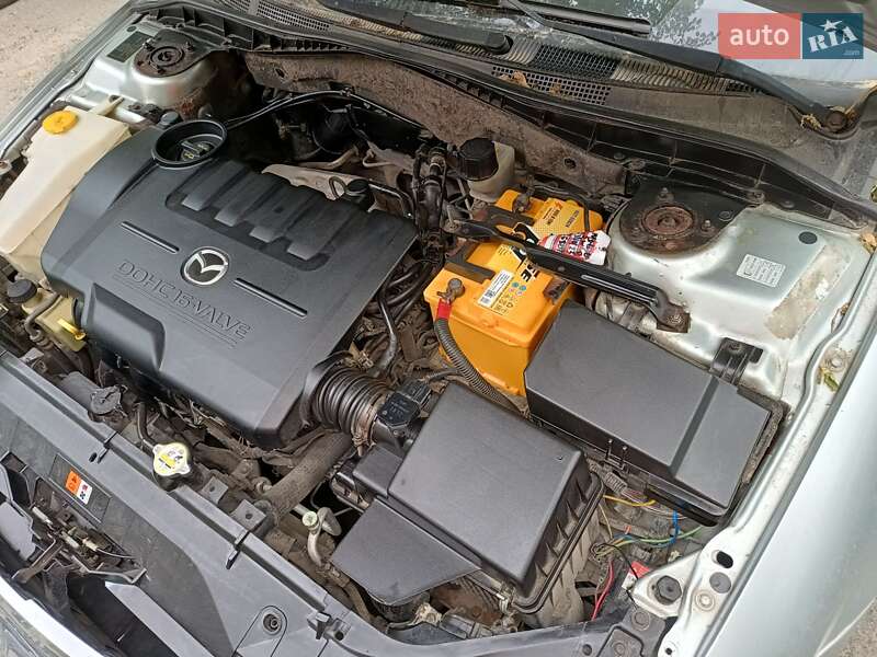 Седан Mazda 6 2004 в Запоріжжі