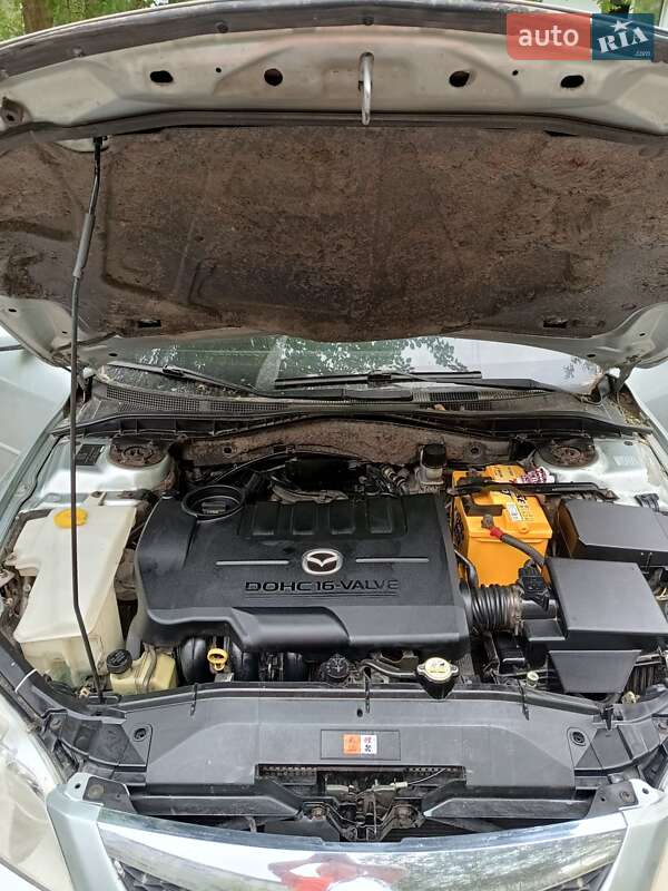 Седан Mazda 6 2004 в Запоріжжі