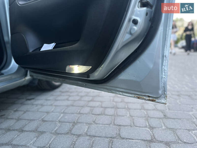 Универсал Mazda 6 2004 в Львове