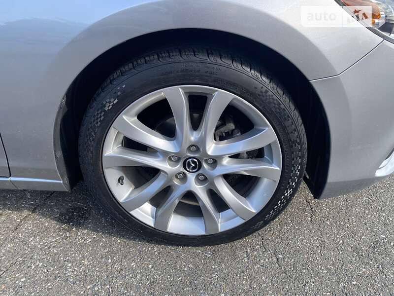Седан Mazda 6 2014 в Киеве