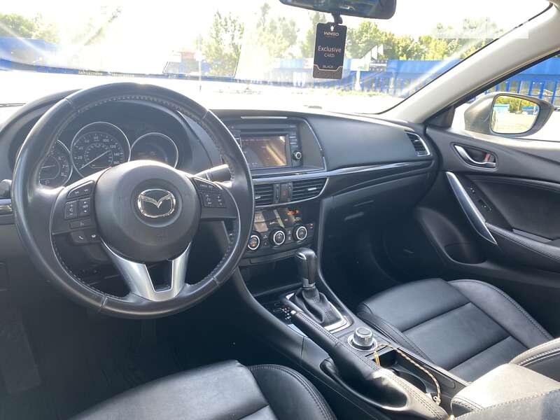 Седан Mazda 6 2014 в Киеве