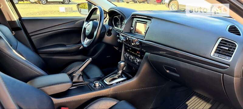 Седан Mazda 6 2014 в Киеве