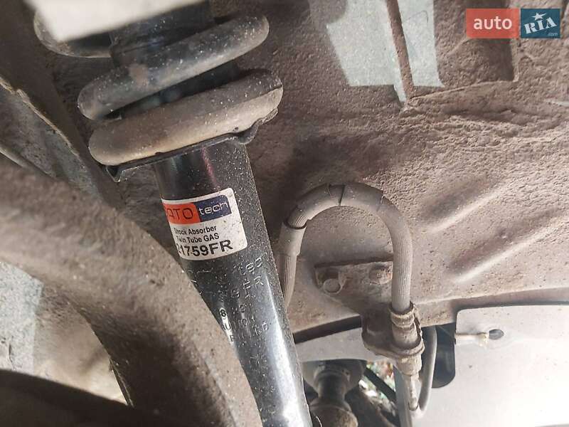 Універсал Mazda 6 2004 в Києві