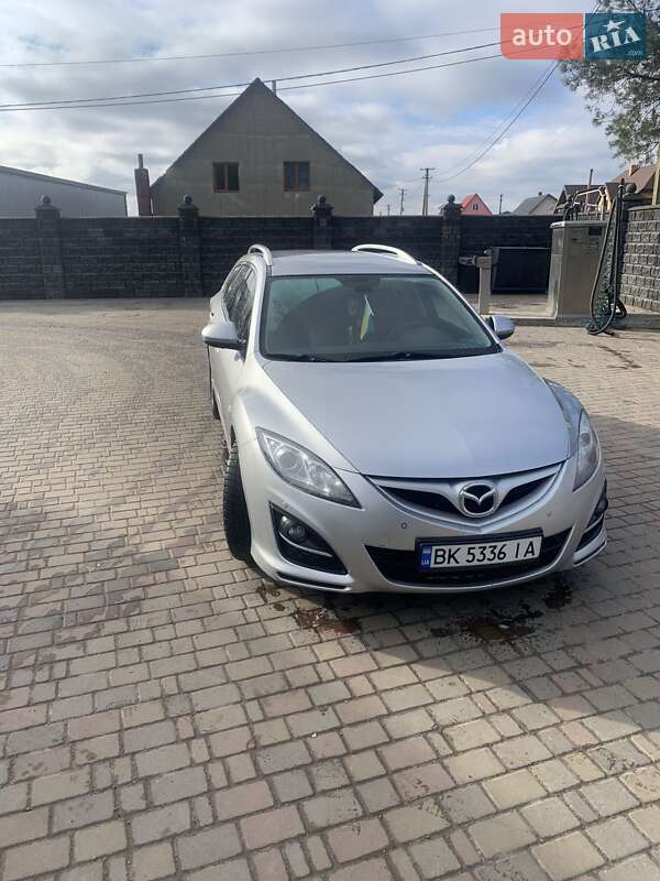 Універсал Mazda 6