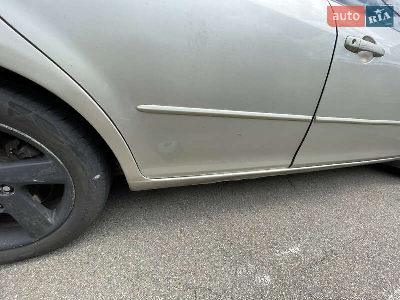 Седан Mazda 6 2003 в Киеве