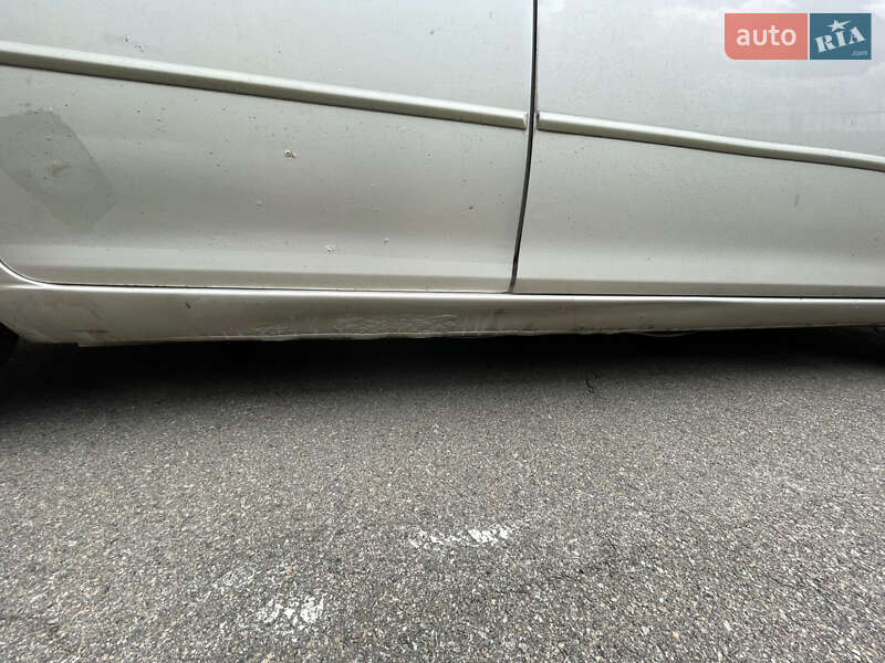 Седан Mazda 6 2003 в Киеве