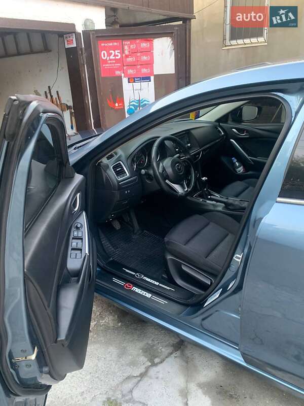Седан Mazda 6 2013 в Дніпрі