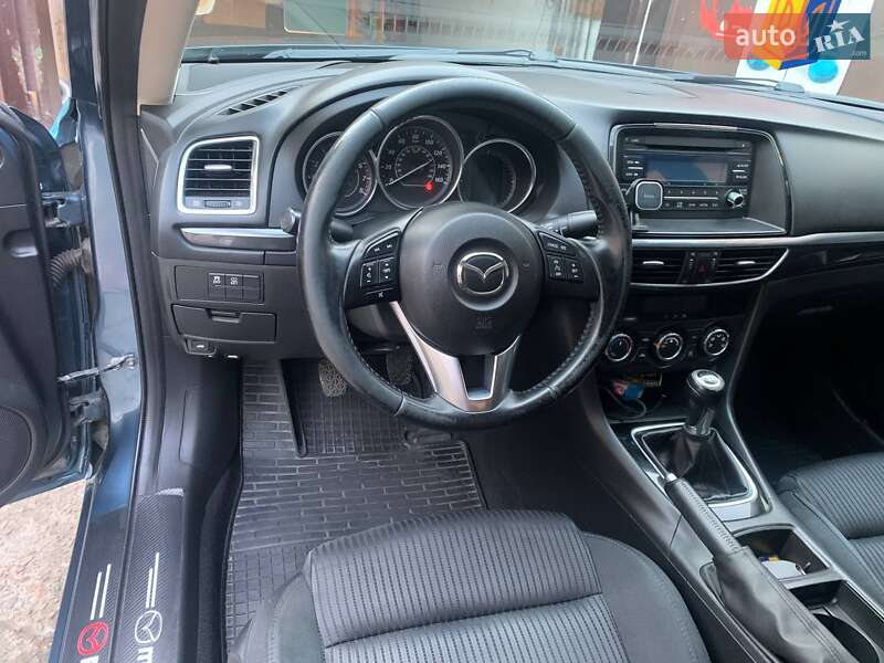 Седан Mazda 6 2013 в Дніпрі