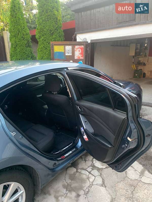 Седан Mazda 6 2013 в Дніпрі