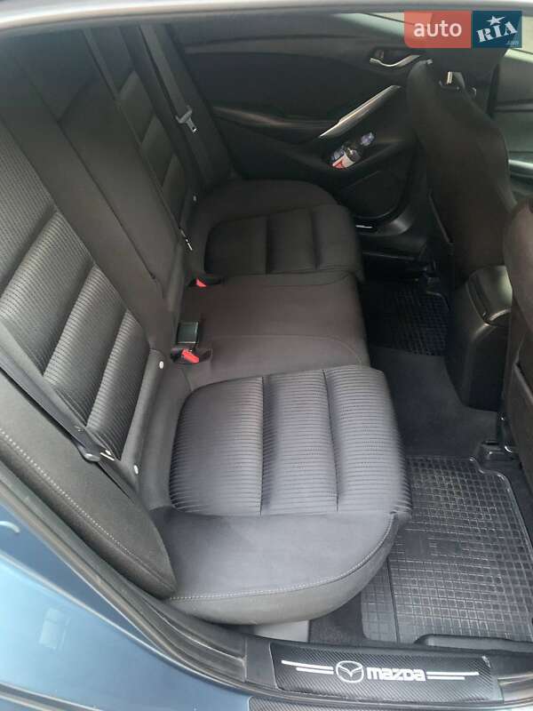 Седан Mazda 6 2013 в Дніпрі