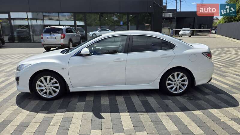 Седан Mazda 6 2011 в Ужгороде