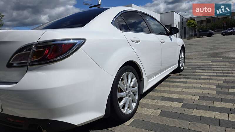 Седан Mazda 6 2011 в Ужгороде