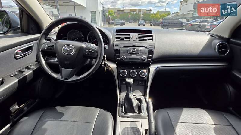 Седан Mazda 6 2011 в Ужгороде