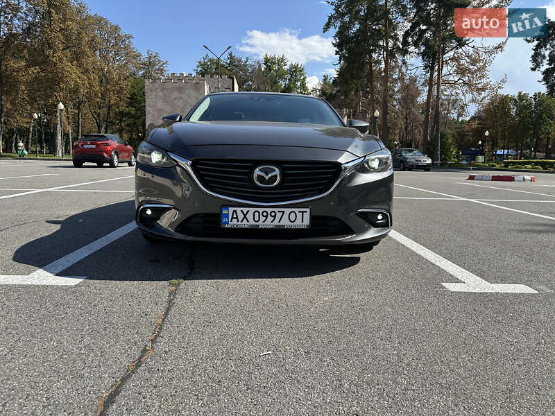Mazda 6