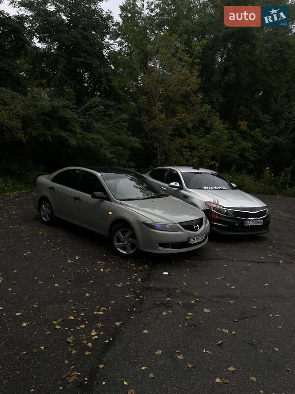 Mazda 6