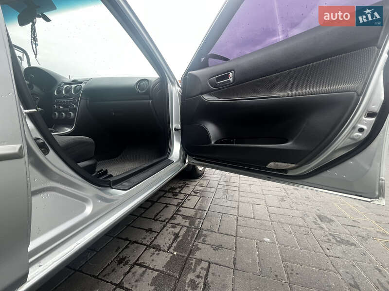 Седан Mazda 6 2003 в Киеве