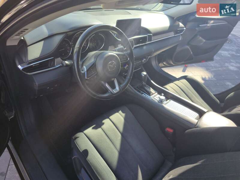 Седан Mazda 6 2019 в Ужгороде