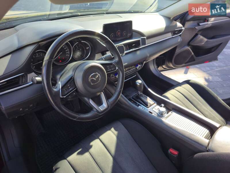 Седан Mazda 6 2019 в Ужгороде