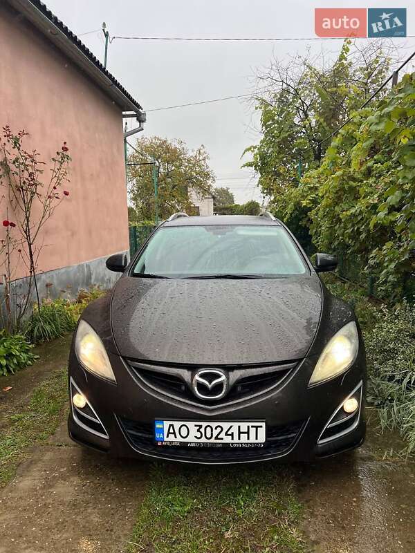 Mazda 6