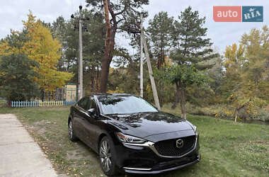 Mazda 6  2021