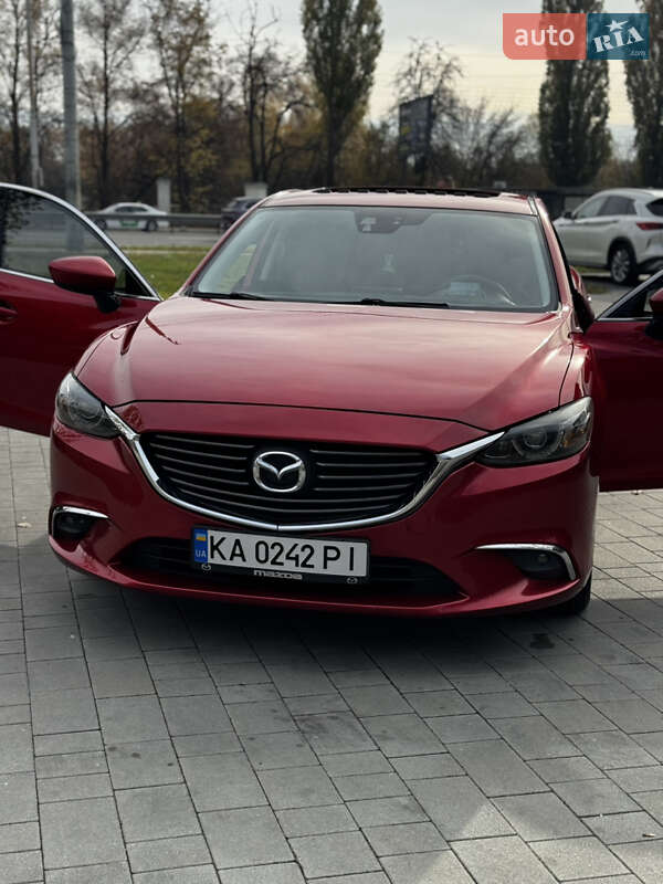 Седан Mazda 6 2016 в Киеве