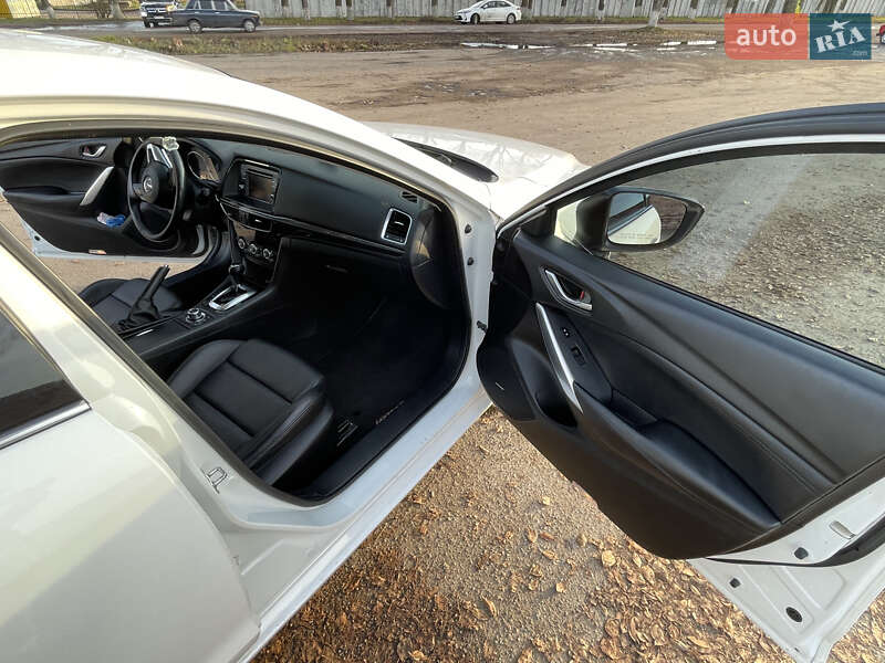 Седан Mazda 6 2013 в Черкасах