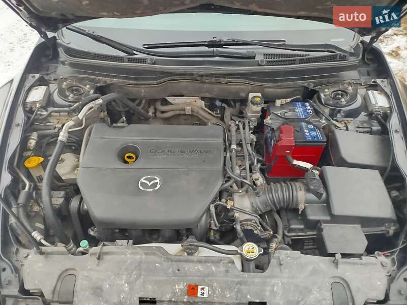 Седан Mazda 6 2011 в Прилуках