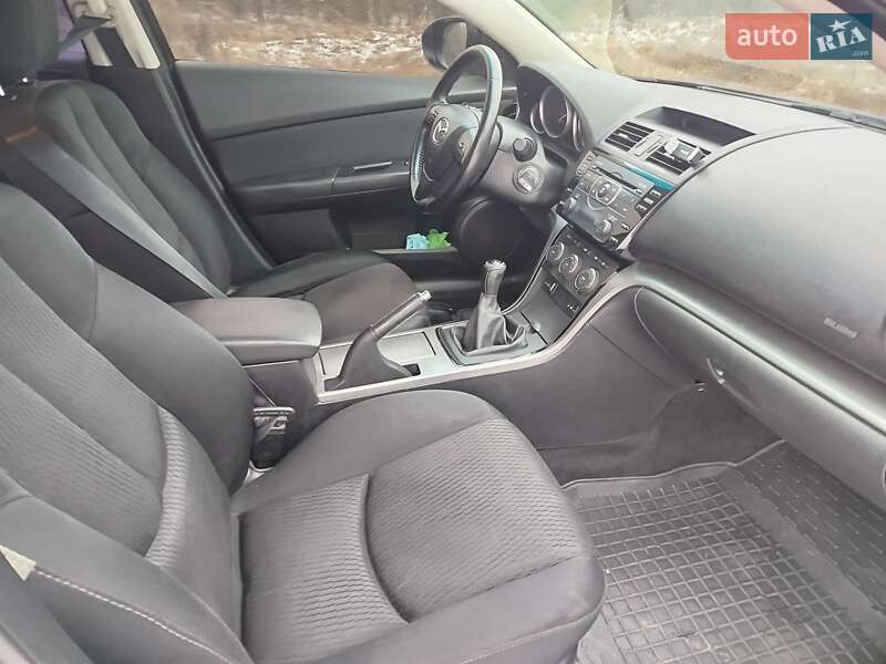 Седан Mazda 6 2011 в Прилуках