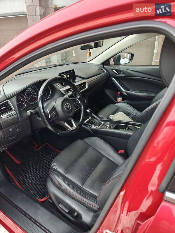 Седан Mazda 6 2017 в Киеве