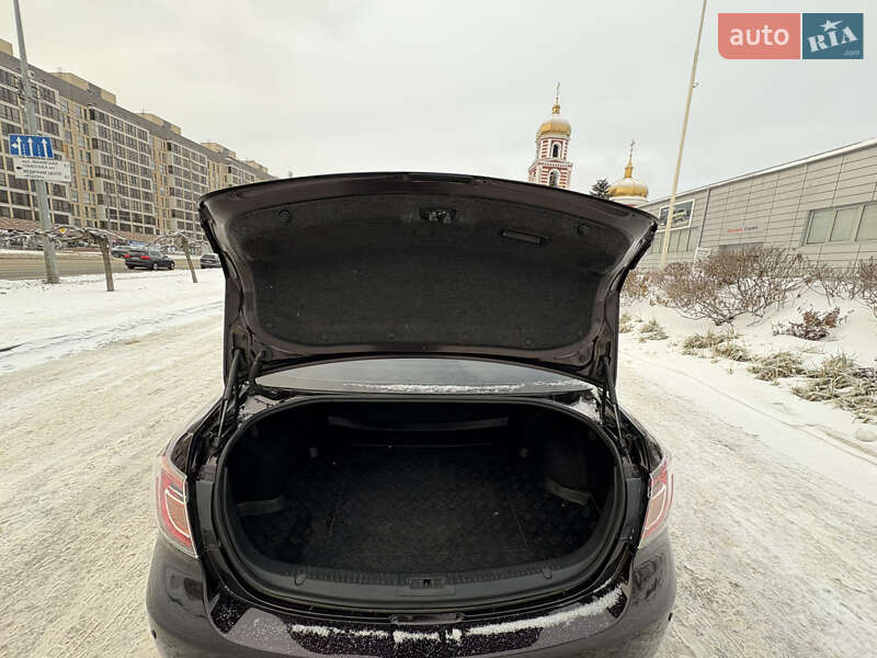 Седан Mazda 6 2009 в Харкові