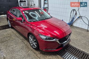 Mazda 6  2021