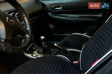 Mazda 6  2004