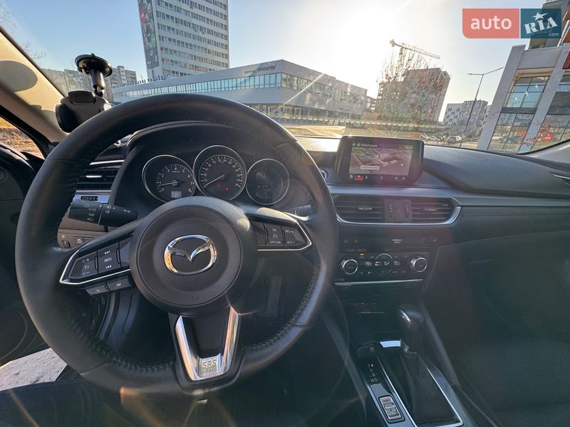 Седан Mazda 6 2016 в Львові