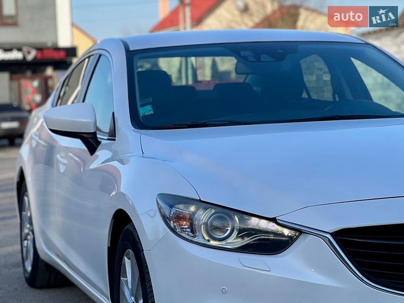 Седан Mazda 6 2012 в Звягелі