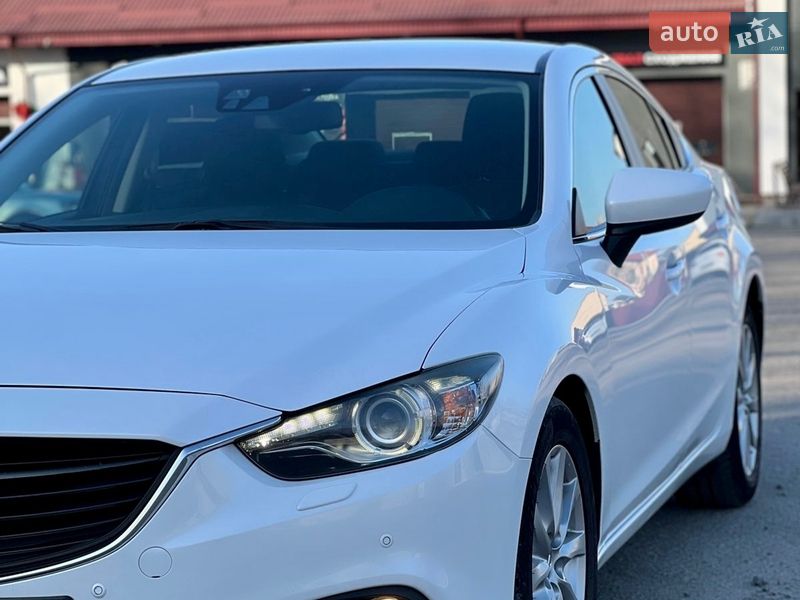 Седан Mazda 6 2012 в Звягелі