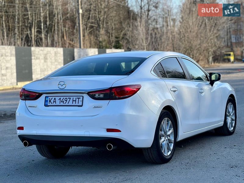 Седан Mazda 6 2012 в Звягелі