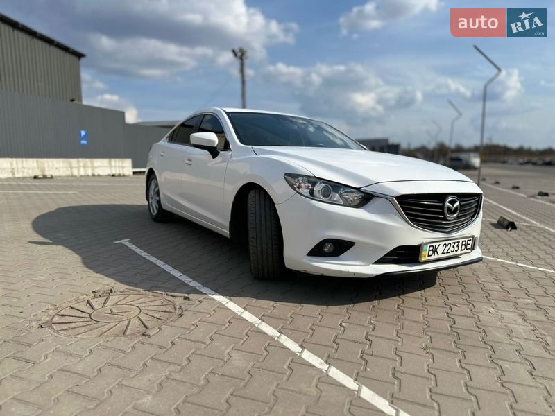 Седан Mazda 6 2016 в Дубно