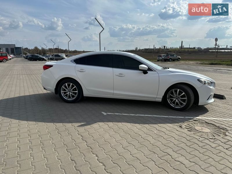 Седан Mazda 6 2016 в Дубно