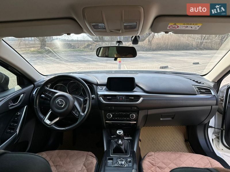 Седан Mazda 6 2016 в Дубно