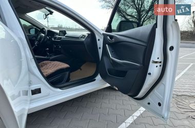 Седан Mazda 6 2016 в Дубно