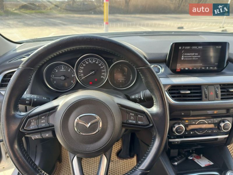 Седан Mazda 6 2016 в Дубно