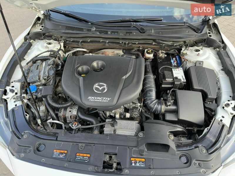 Седан Mazda 6 2016 в Дубно