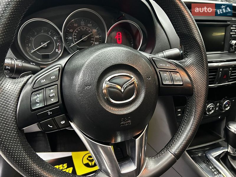 Седан Mazda 6 2014 в Черновцах
